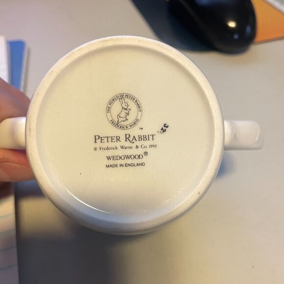 Vintage Wedgwood Peter Rabbit Two-Handled Bone China Coffee Cup Mug - Picture 7 of 7